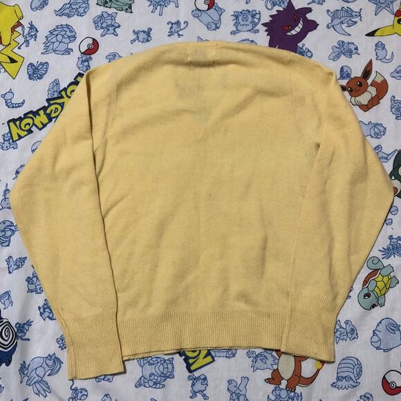 Vintage 60s Revere V-Neck Sweater - Picture 2 of 3